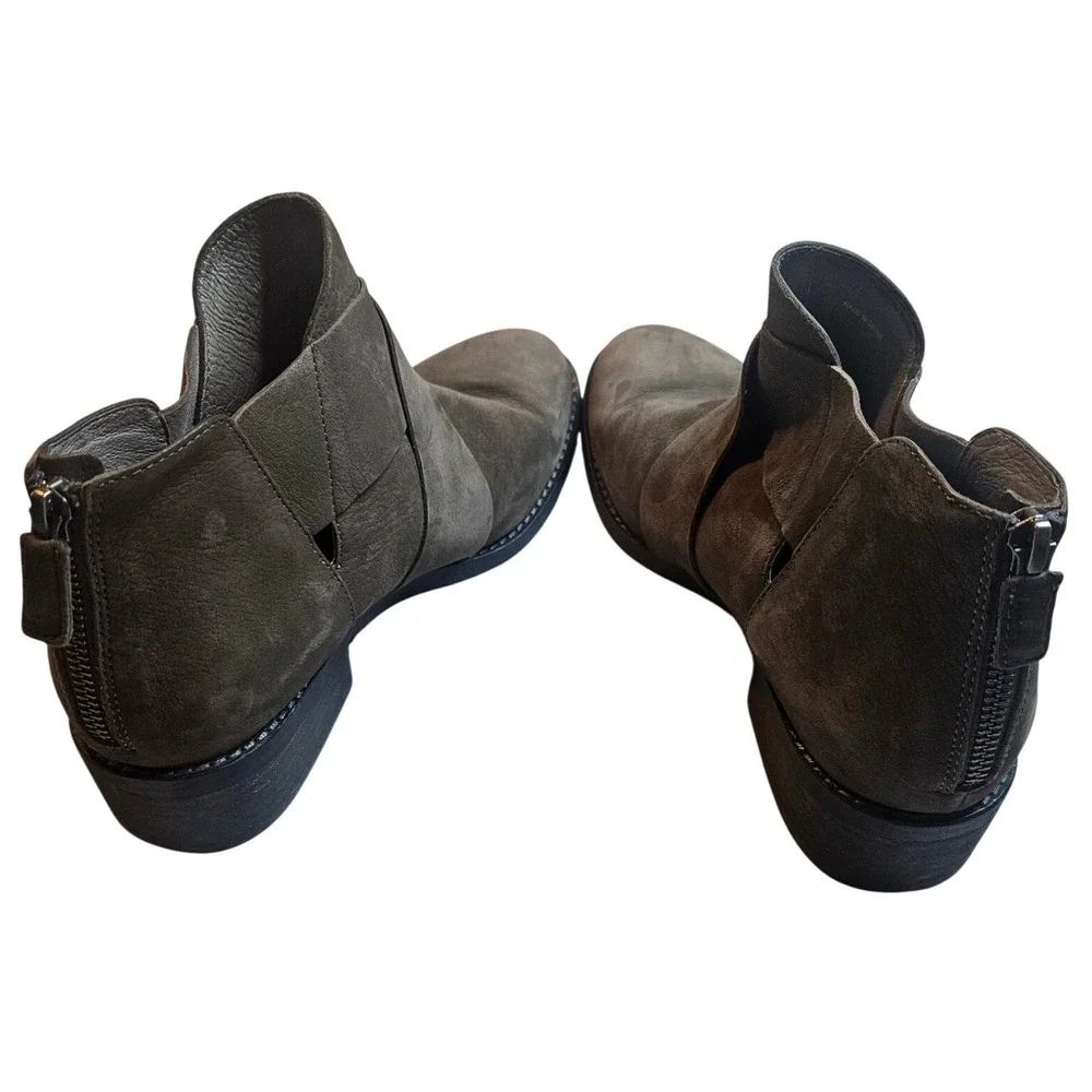Eileen Fisher Gray‎ Nubuck Leather Crisscross Ankle Booties Boots US 8.5